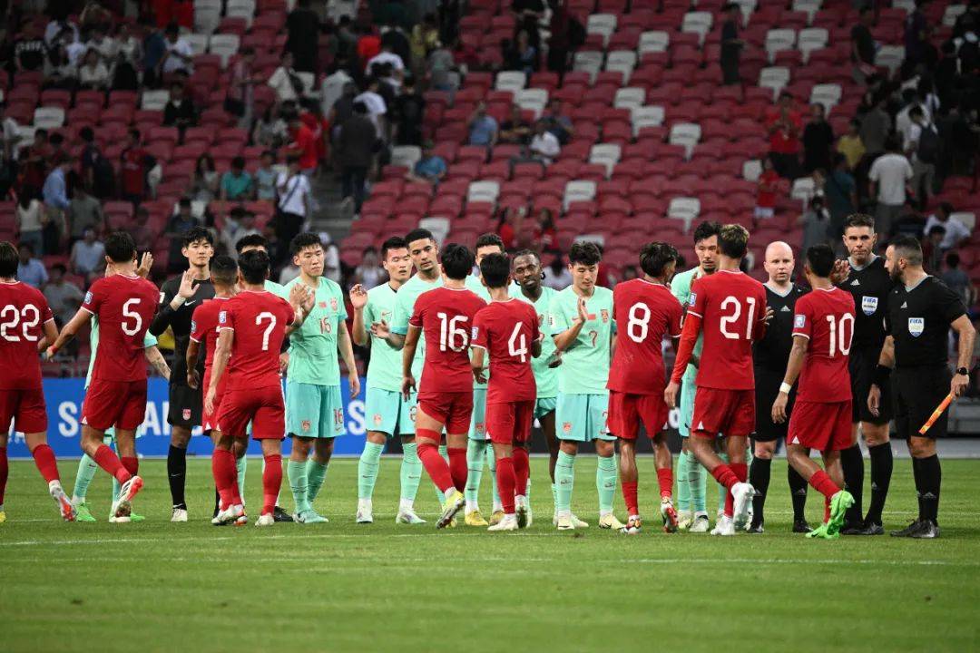 包含新加坡客场挑战印度尼西亚，欧国联赛的烽火再起的词条