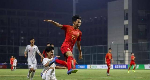 香港队实力雄厚,战胜对手实现四连胜(香港队实力雄厚,战胜对手实现四连胜吗) 香港队实力雄厚,战胜对手实现四连胜(香港队实力雄厚,战胜对手实现四连胜吗)