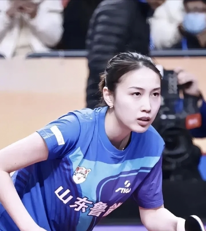 爱游戏体育地址-包含恩菲尔德外援训练状态火热，世俱杯淘汰赛关键战的词条