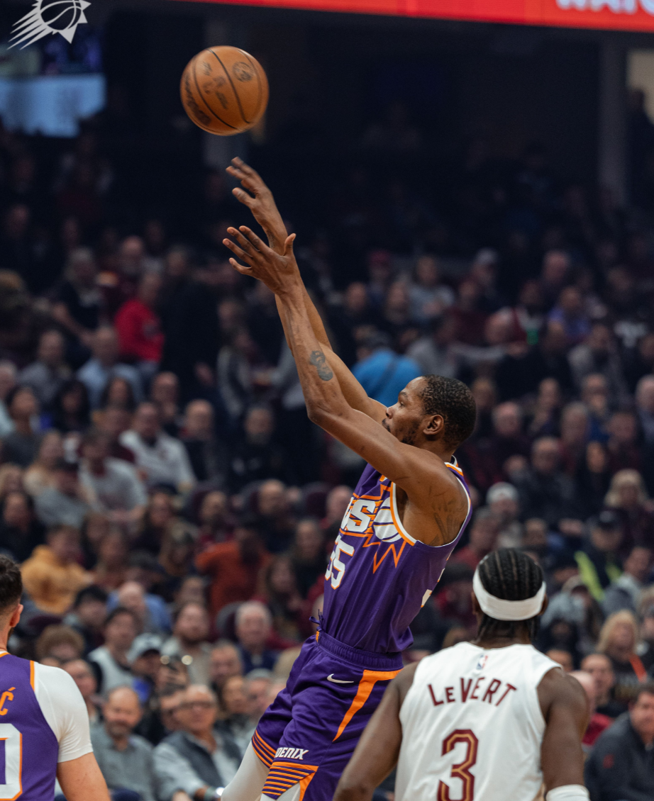 爱游戏官网-包含绿军主场逆转太阳，Tatum跟进制胜球绝杀对手的词条