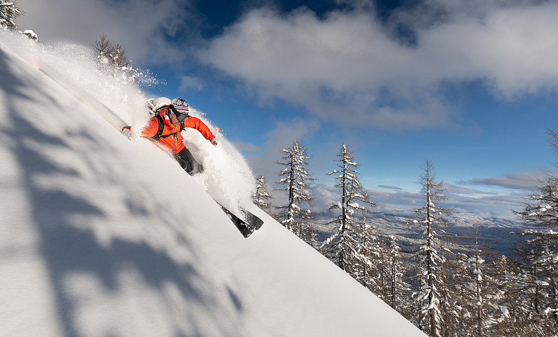 爱游戏网页版入口-斯洛文尼亚男子滑雪选手晋级决赛的简单介绍