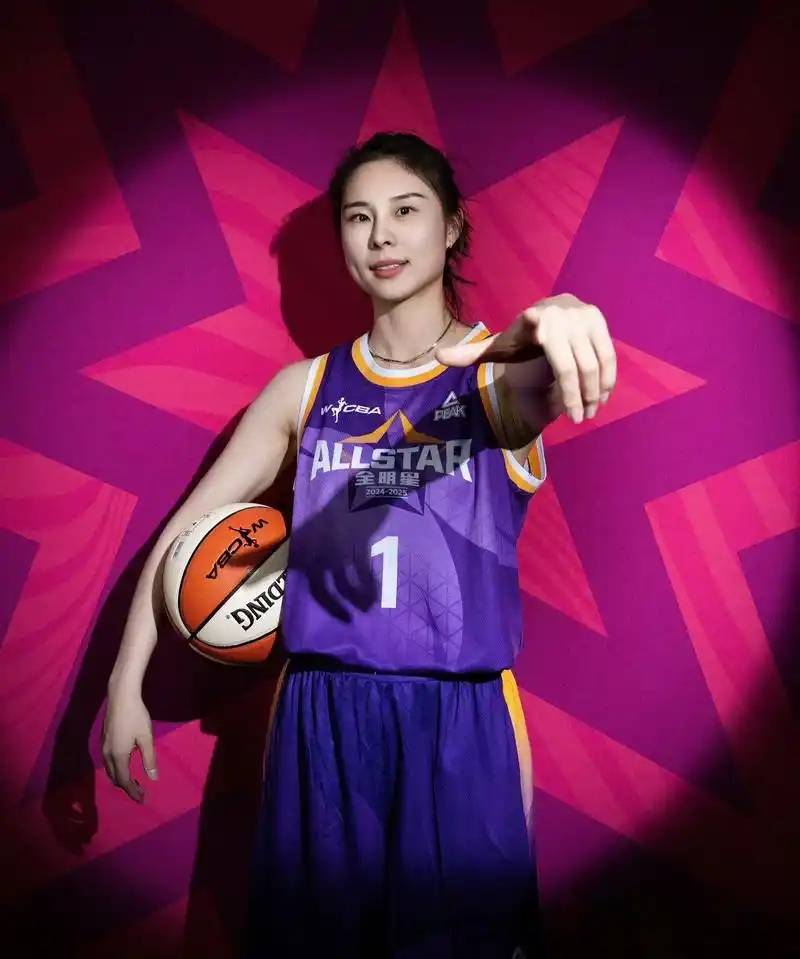 爱游戏官方登录入口-球员个人状况曝光，引发球队发展新思路