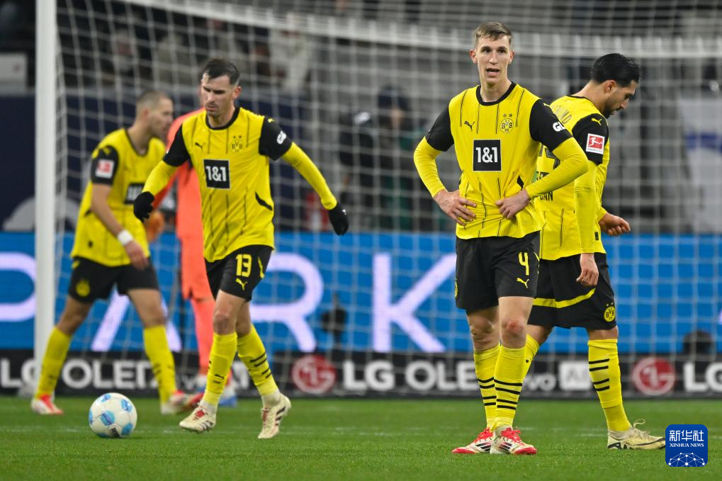 爱游戏体育链接-法兰克福队员迎来爆发，大胜对手