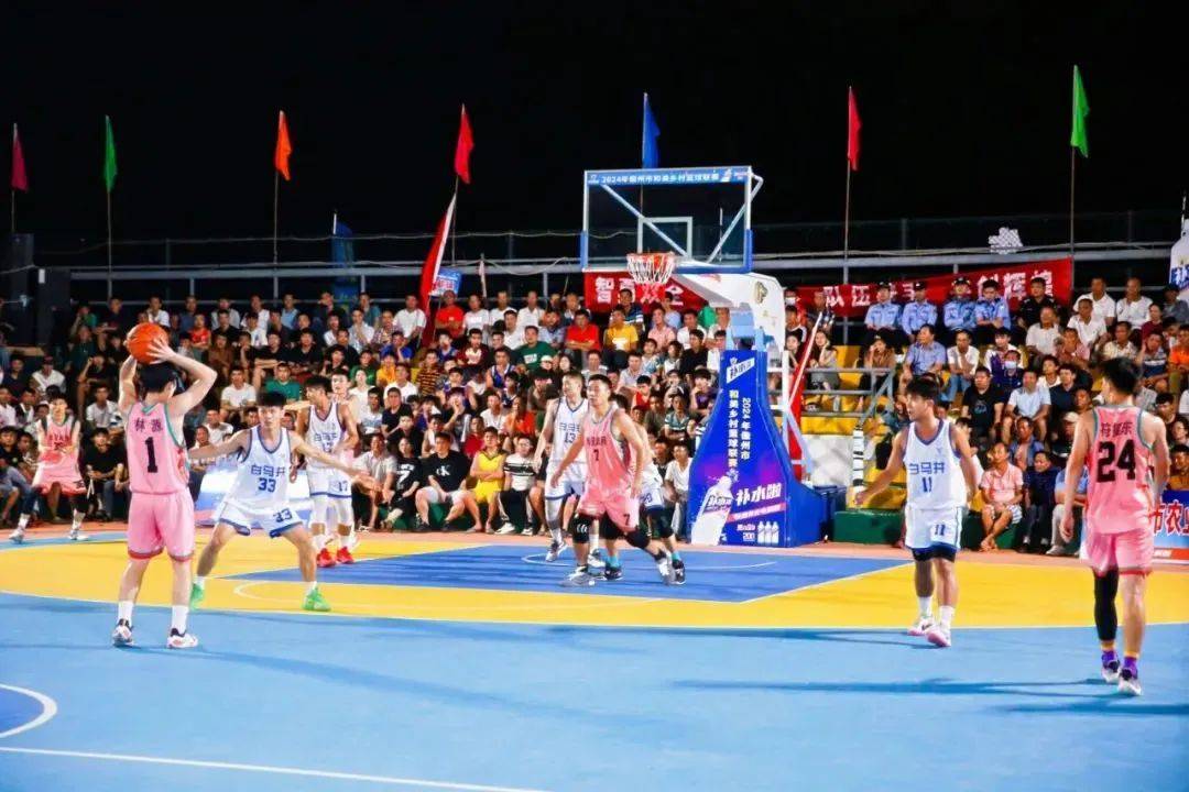 爱游戏在线-篮球冠军争夺战升温，场上战火四起的简单介绍
