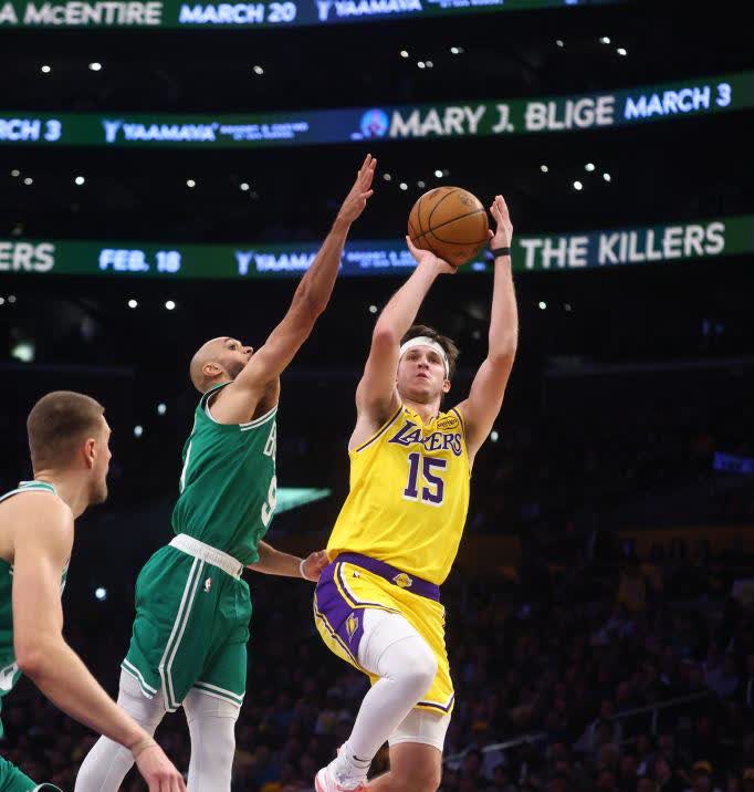 包含莱比锡红牛继续保持好状态,大胜扩大领先差距的词条 包含莱比锡红牛继续保持好状态,大胜扩大领先差距的词条