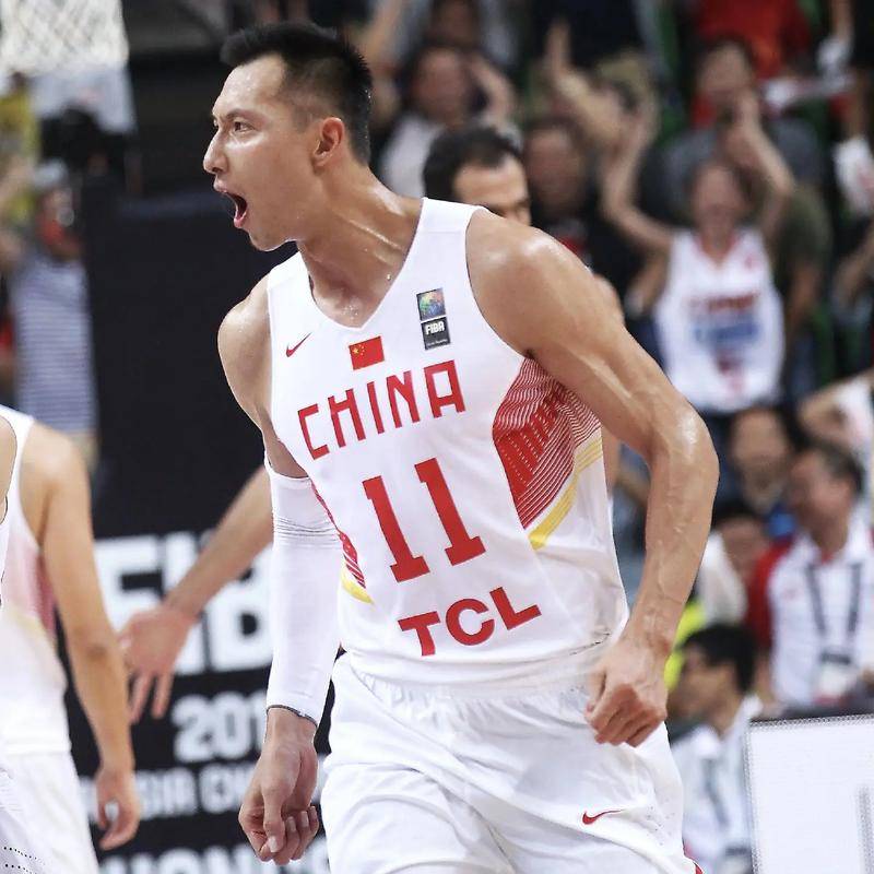 爱游戏体育直播-中国男篮热身赛：易建联发挥出色，带领队伍取得胜利的简单介绍