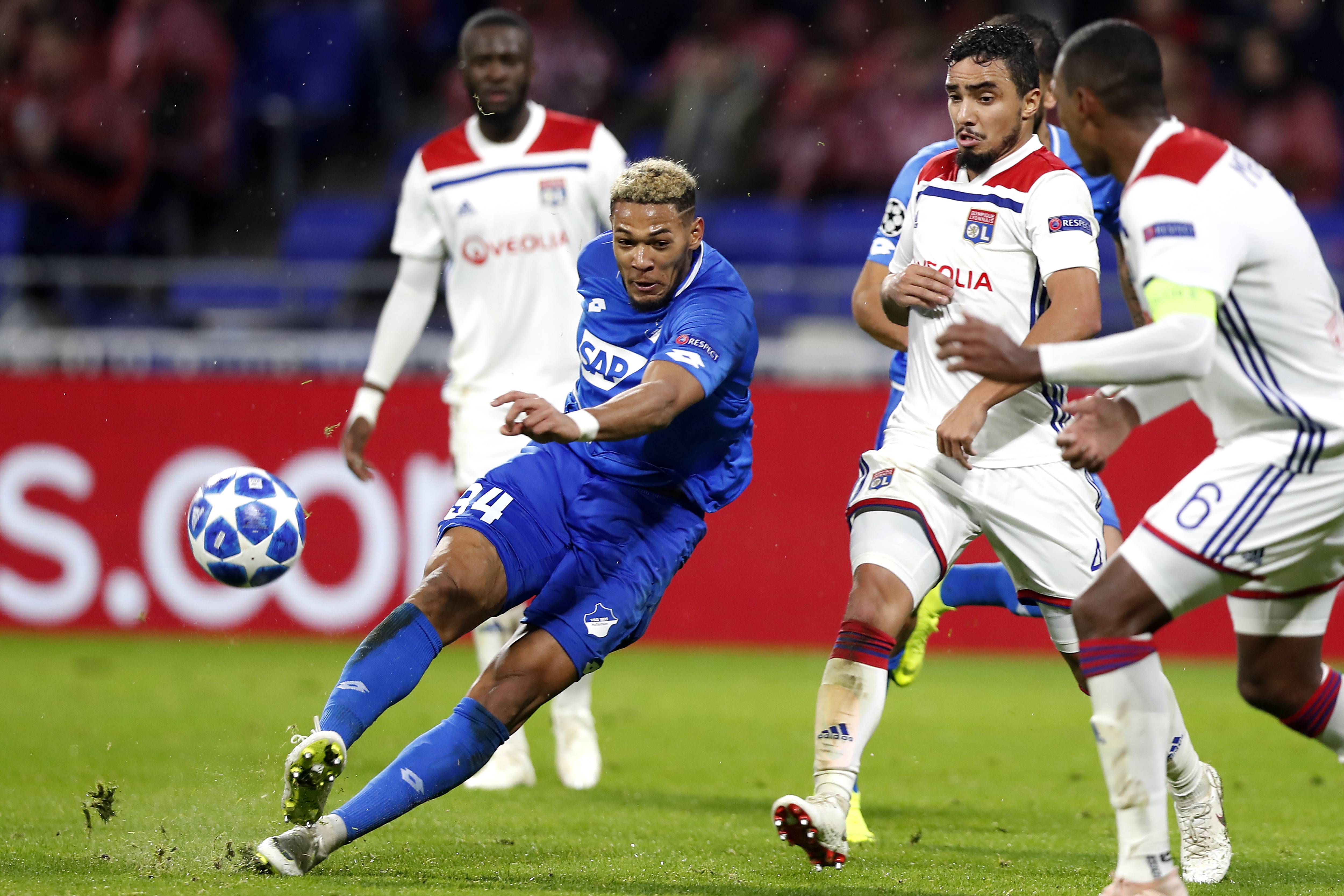 爱游戏入口-包含里昂客场惨败，联赛排名下滑的词条