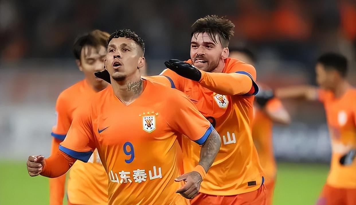 包含挑战重重，亚冠比赛彰显团队实力的词条