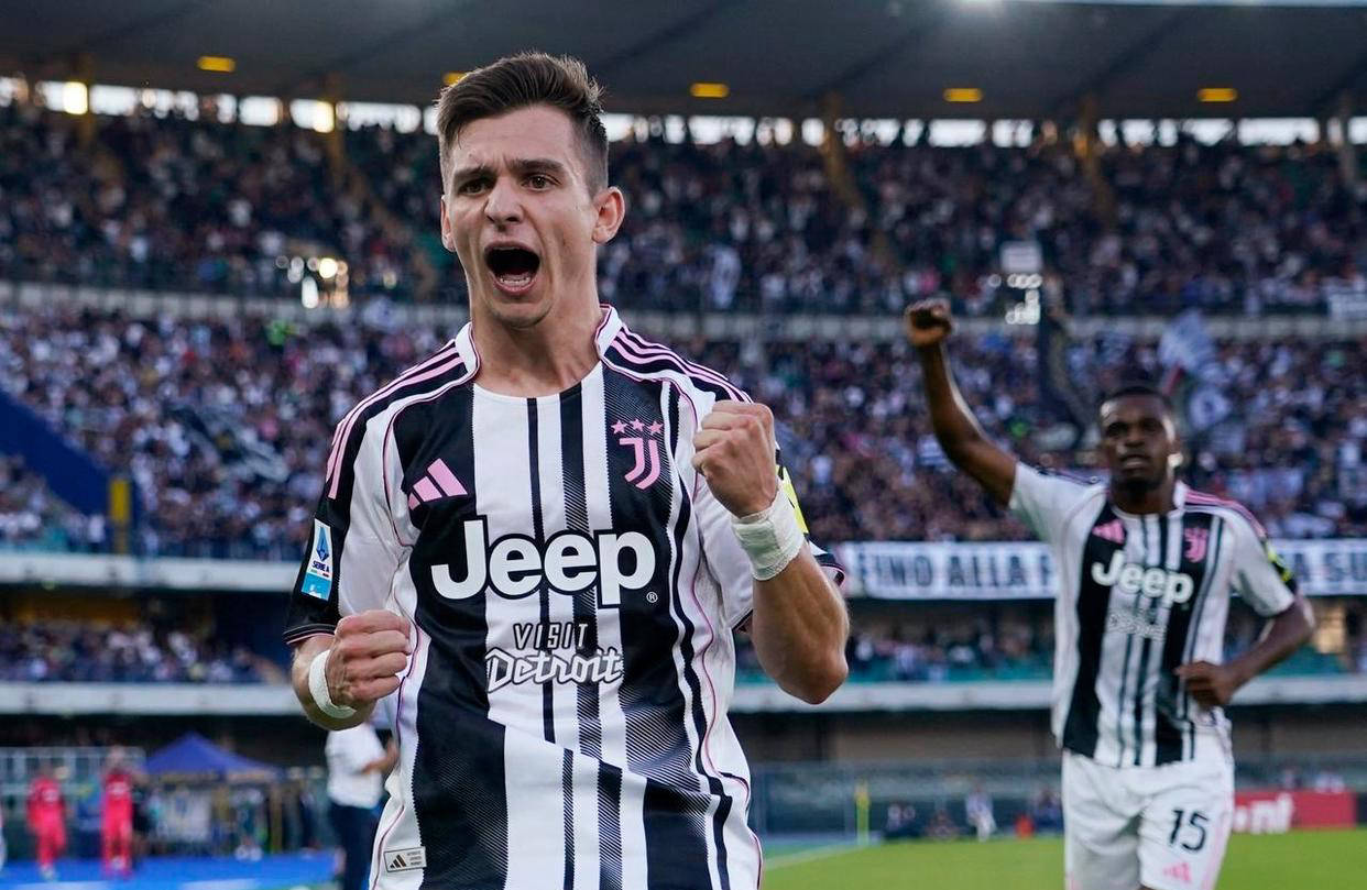 爱游戏app下载-尤文图斯客场告捷，晋级淘汰赛